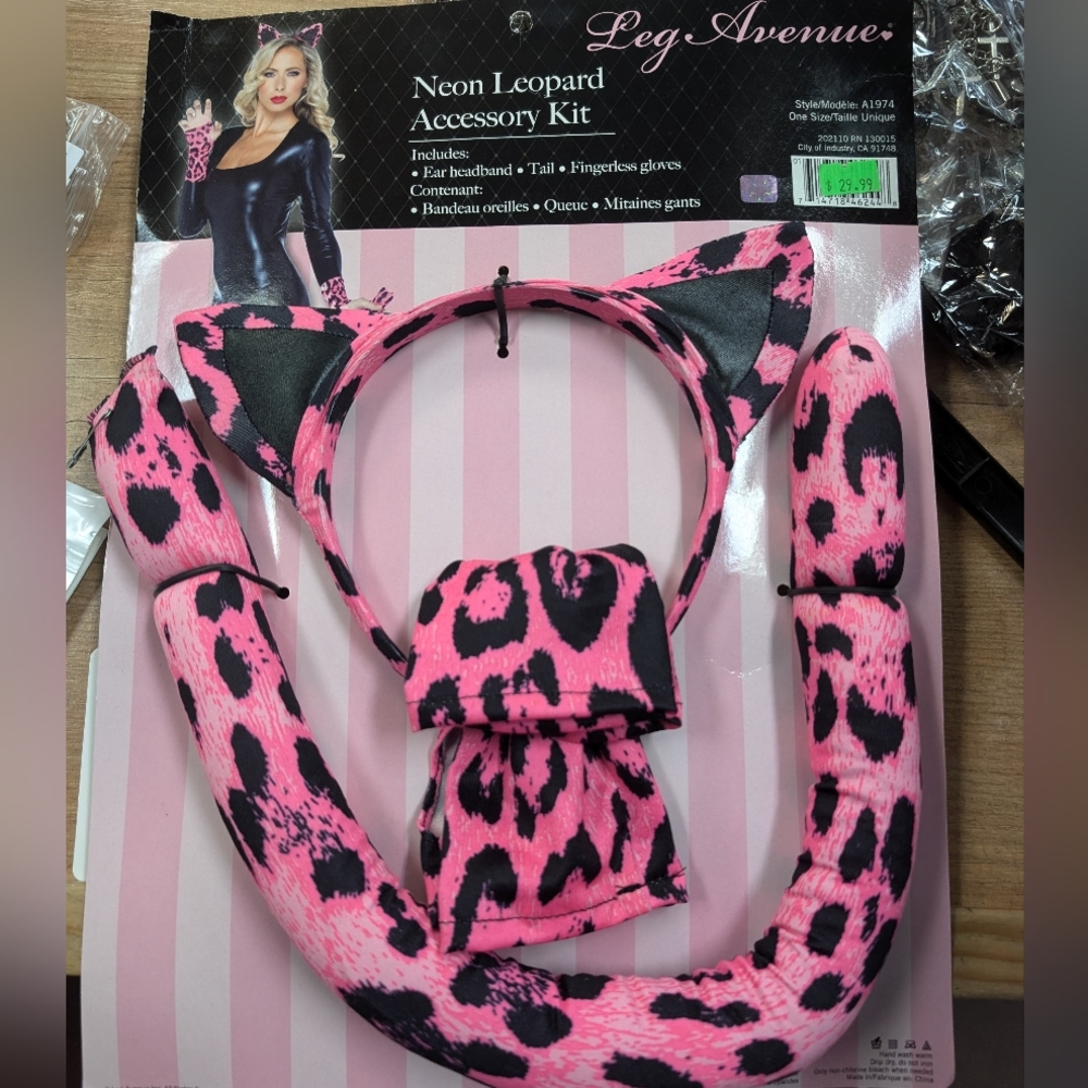 Leg Avenue Neon Pink Leopard Hair Accessory Kit